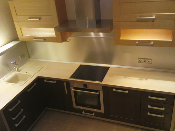 :  DSC00514.JPG
: 695
:  60,8 