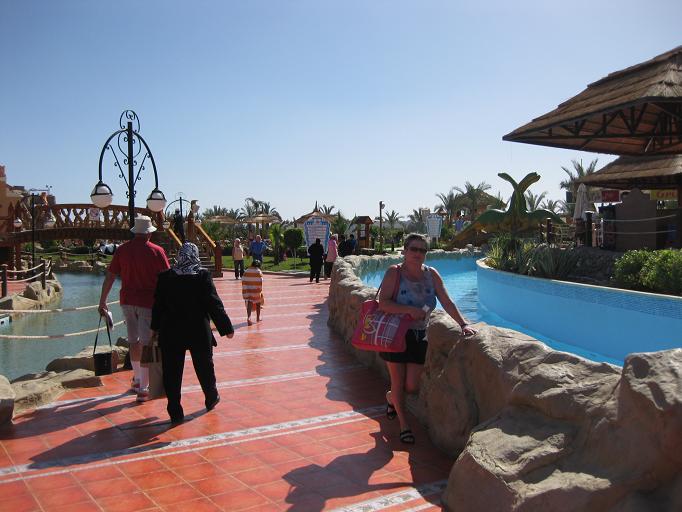 :   031hh.JPG
: 58
:  61,9 