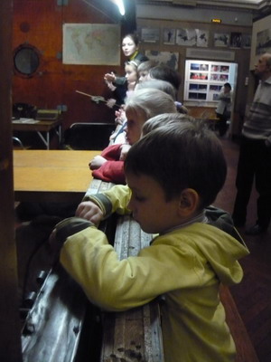 :  P1060275-1.jpg
: 29
:  47,7 