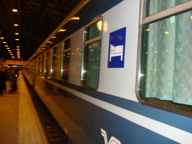 :  DSC01406.JPG
: 511
:  37,0 