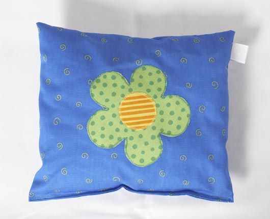 :  3-8065-baby_kissen-motivkissen-blume-21cm-royalblau-westfalen-bw.jpg
: 42
:  26,9 