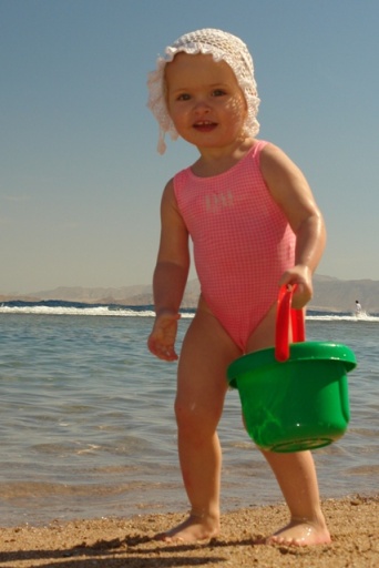 :  DSC02808.jpg
: 61
:  60,7 